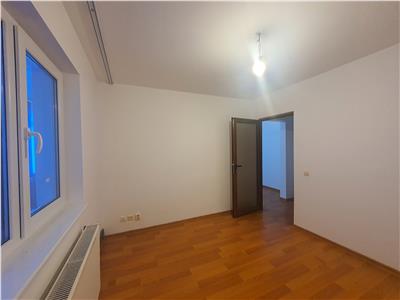 Apartament 2 camere semidecomandate Aleea Ghioceilor parter